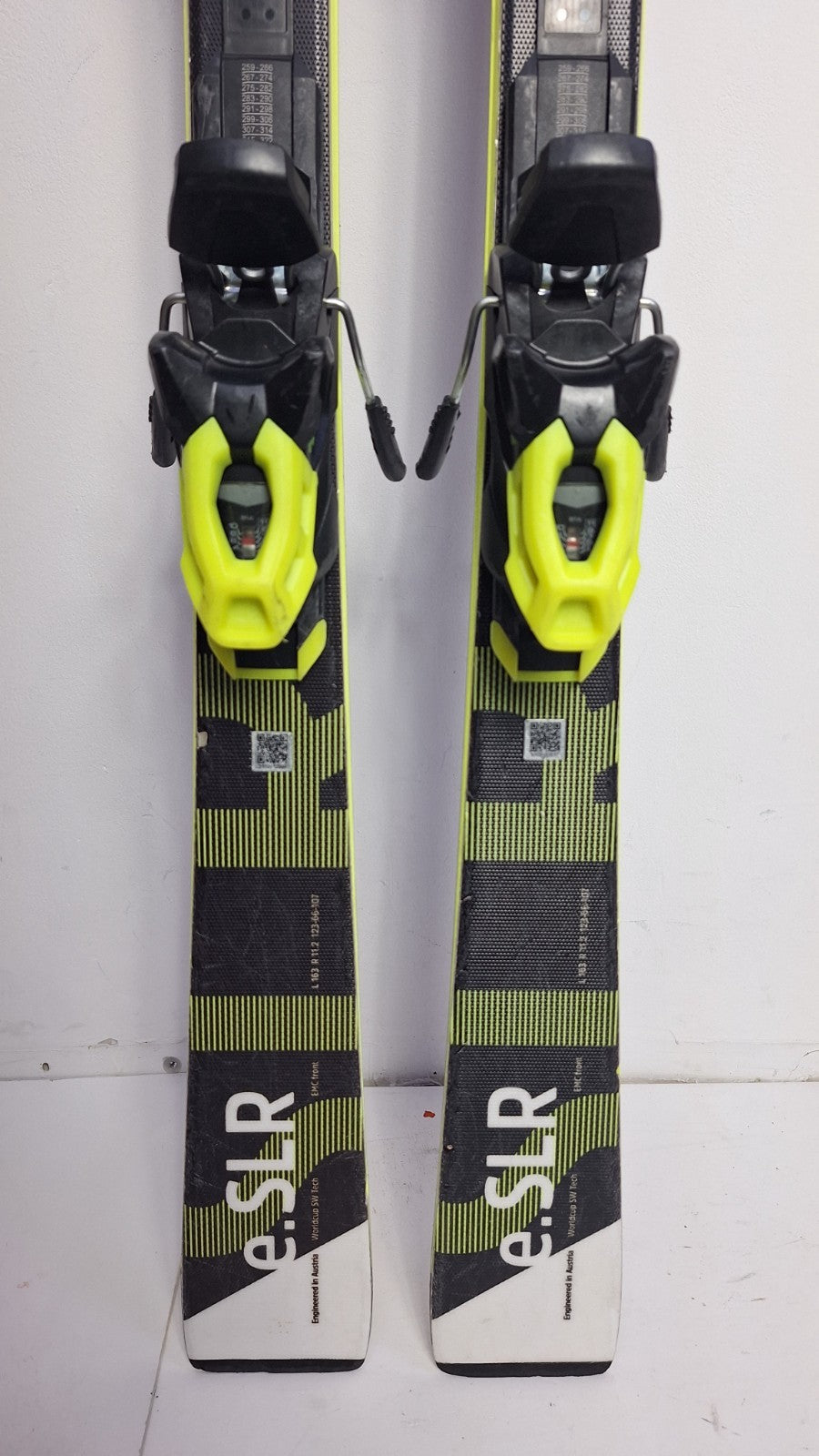 HEAD WC Rebels e-SLR 163cm Ski + HEAD PR 11  Bindings Winter Sport