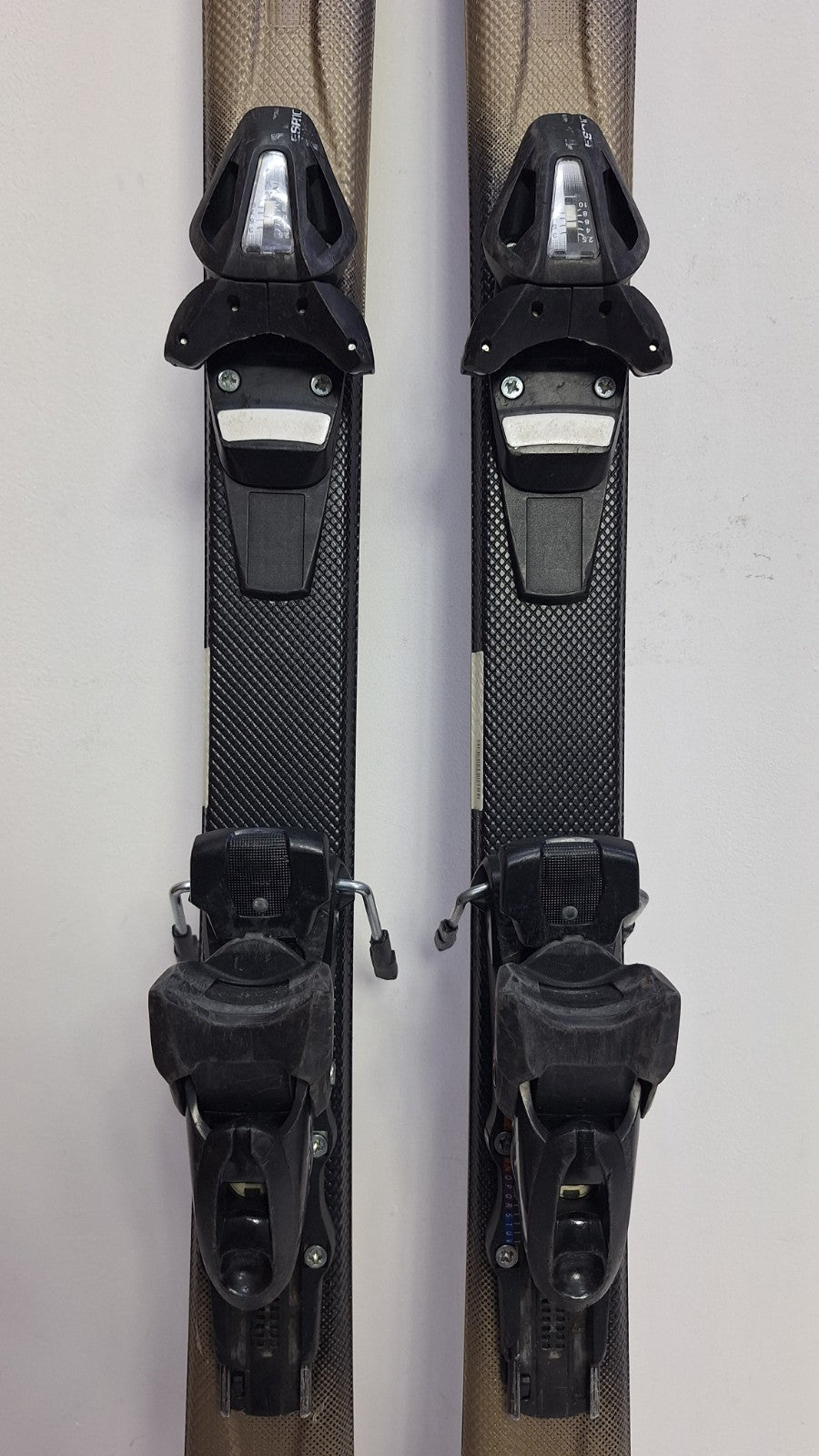 Elan Explore 72 160  Ski + Elan ESR 10 Bindings Winter Sport Fun
