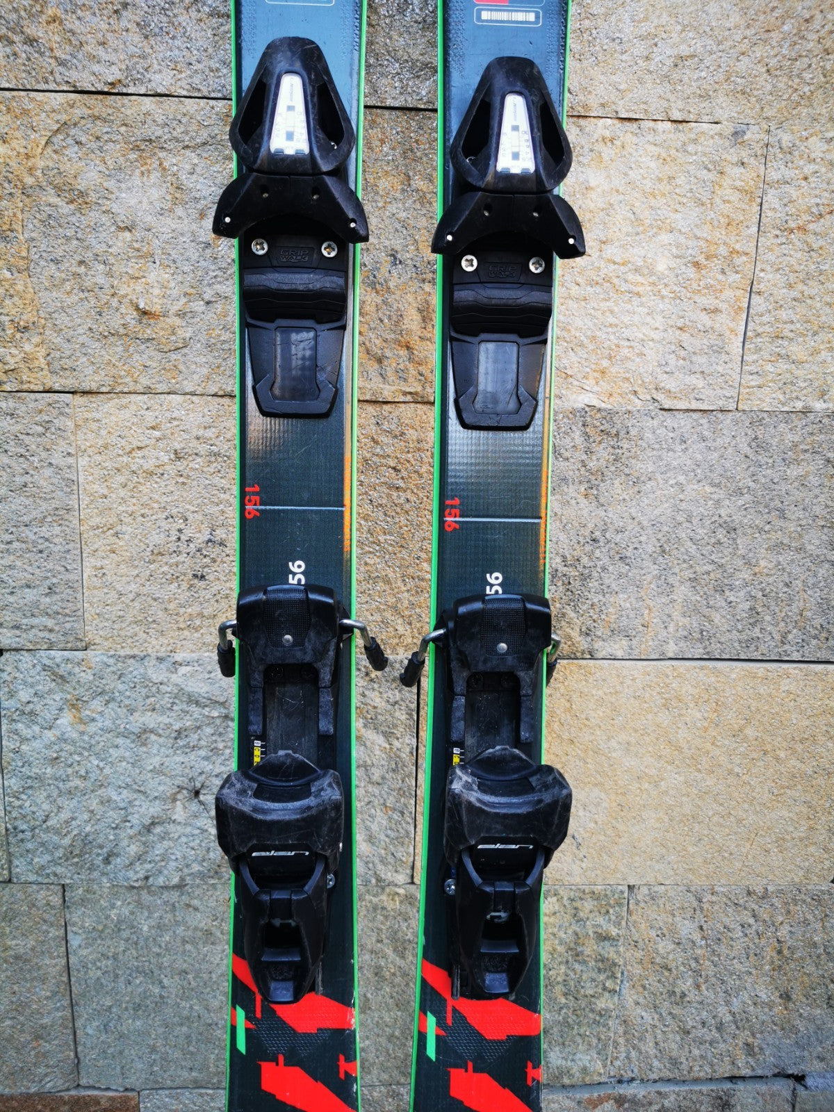 Rossignol REACT RTX Fiber 156cm  Ski + Elan 10 Bindings Winter Sport Fun