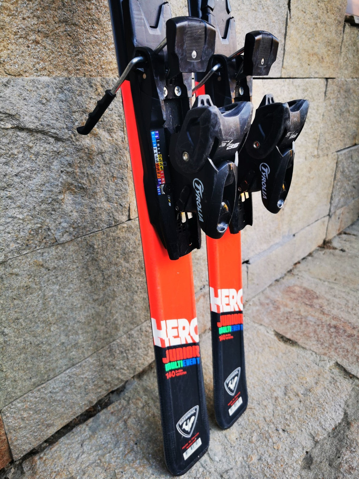 Rossignol HERO J MultiEvent  140cm  Ski + Elan ESP 7.5 Bindings  Winter Sport