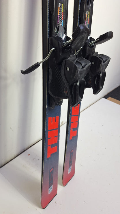 Fischer XTR The Curv  165 cm Ski + Fischer RS 10 Bindings Winter Sport  Snow