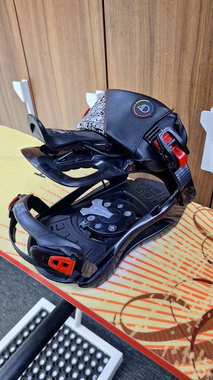 Snowboard HEAD Rocka 4D 159 cm + Attacchi HEAD M Sport Invernali Divertimento