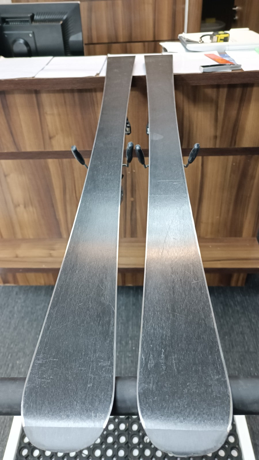 Elan Interga Race 130 cm Ski  + Tyrolia 7 Bindings Winter Fun Snow