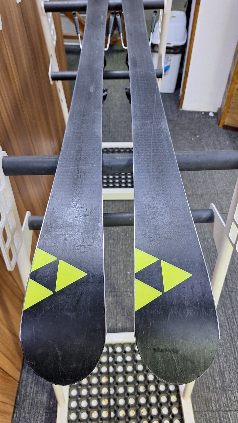 Sci Fischer RC4 GS 138cm + attacchi Fischer Z9 Sport invernali