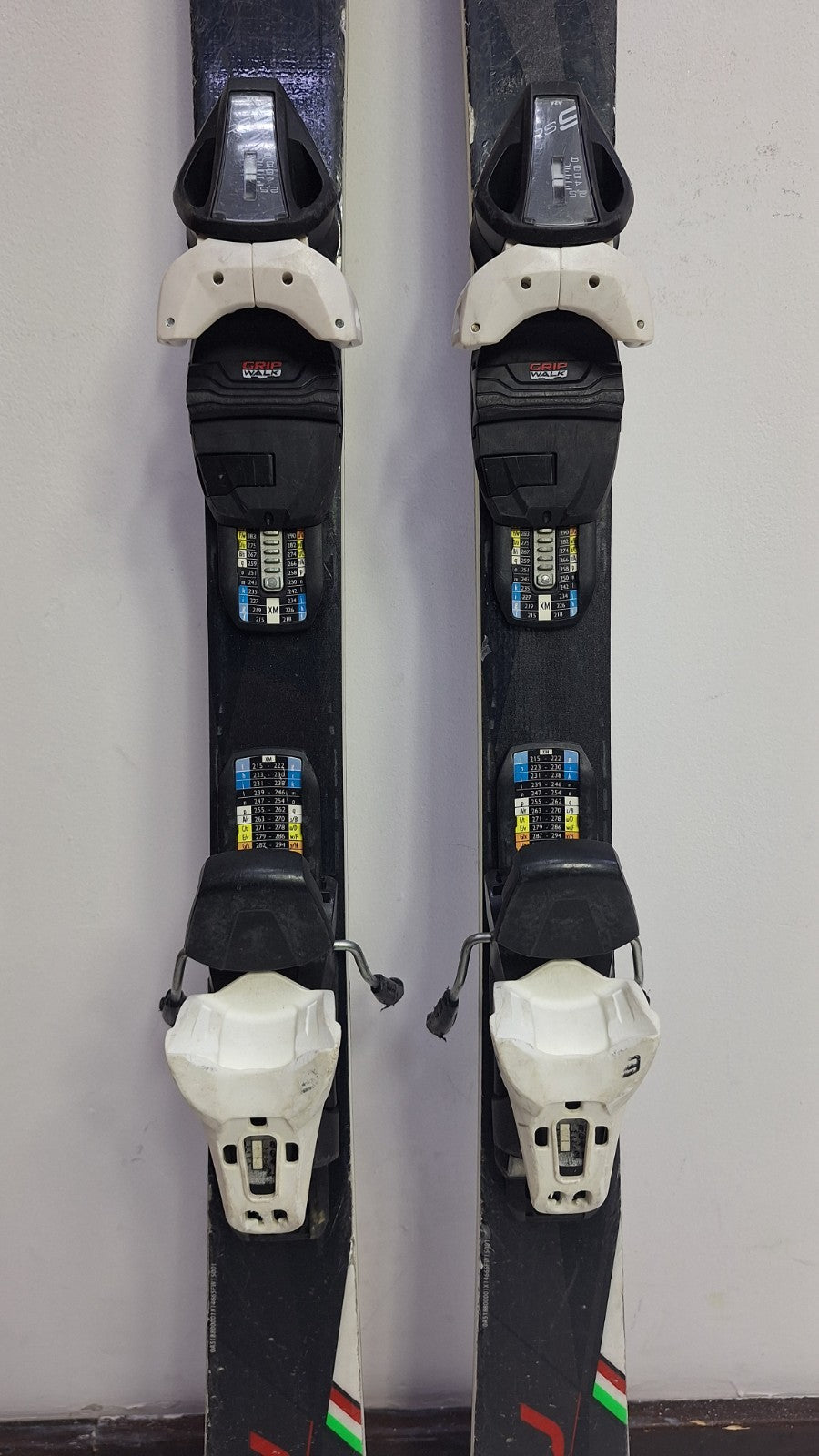 Ski Nordica Dobermann WC SL J 136 cm + fixations Fischer RS9 Sport d’hiver Plaisir