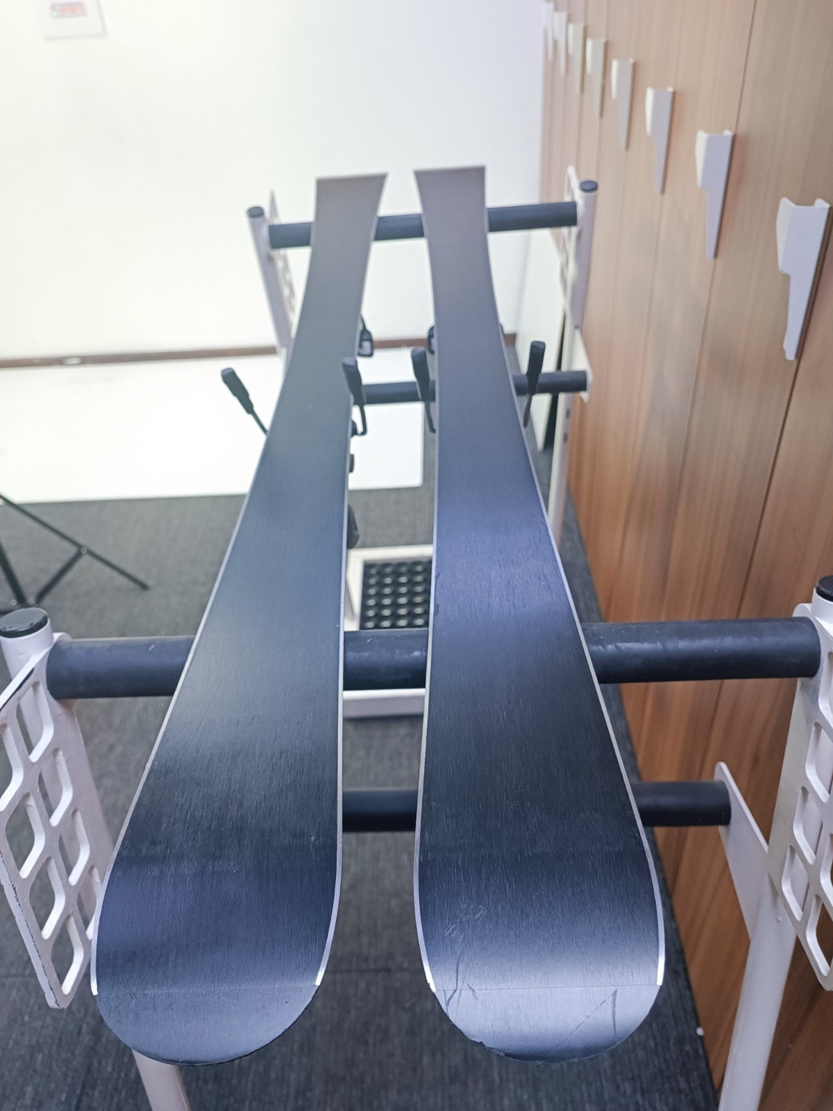 Ski HEAD The Link R 140 cm + fixations Tyrolia BYS 10, plaisir des sports d'hiver sur neige