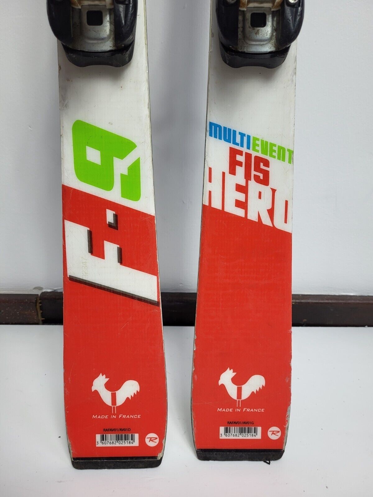 Rossignol Hero FIS 132 cm Ski + Fixations Look 7 Plaisir hivernal