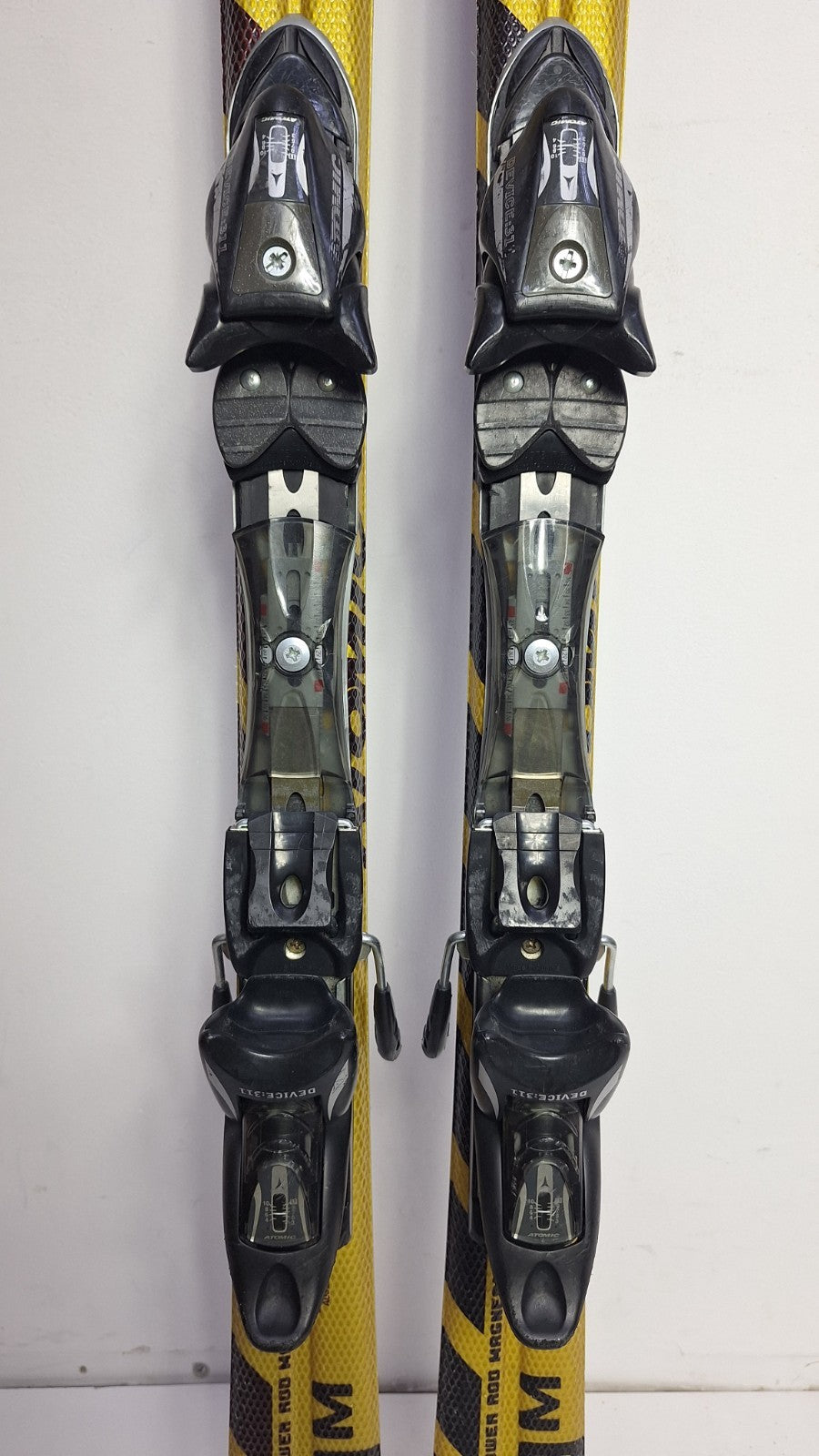 Atomic SL 9 160 cm Ski + Atomic 11 Bindings  Winter Sport Fun