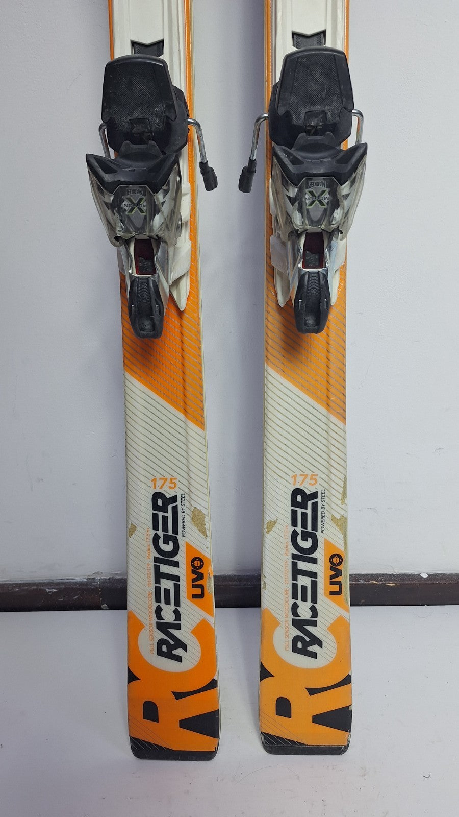 Volkl Racetiger UVO 175cm Ski + Marker 12 Bindings Winter Sport