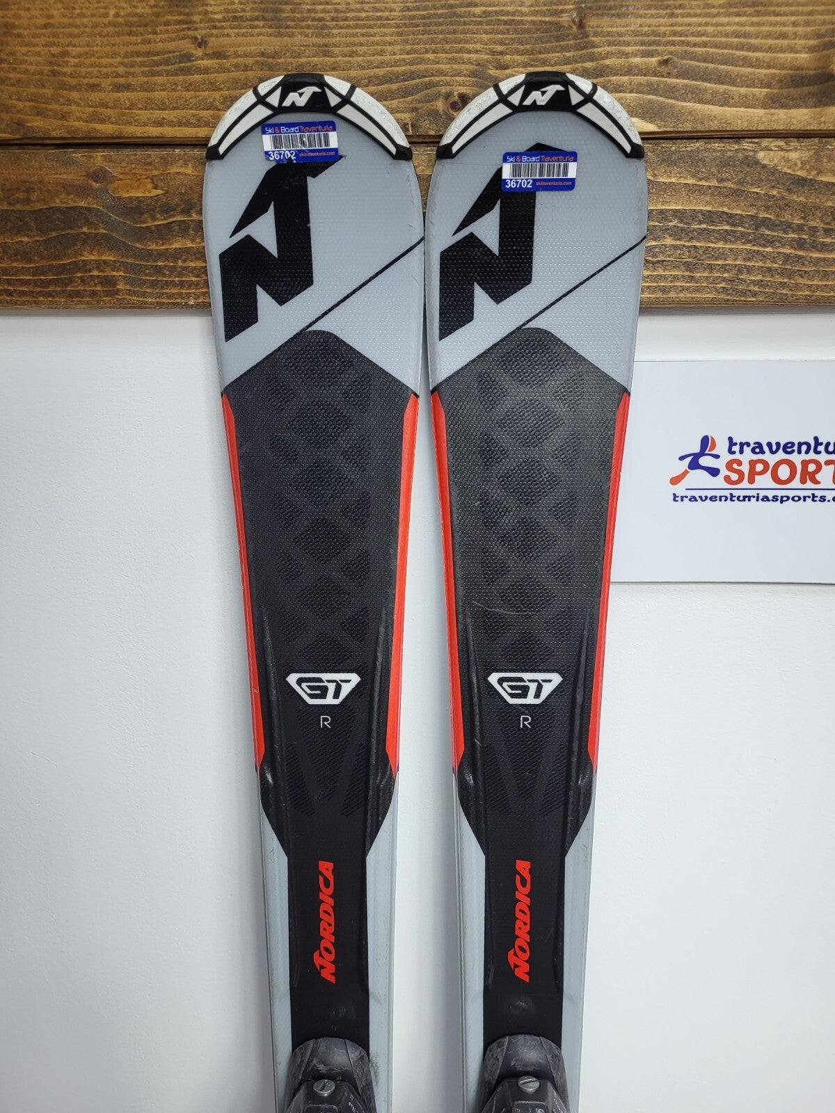 Nordica GT R EVO 144cm Ski + fixations Elan ESP 7.5  Divertissement hivernal, neige et sport