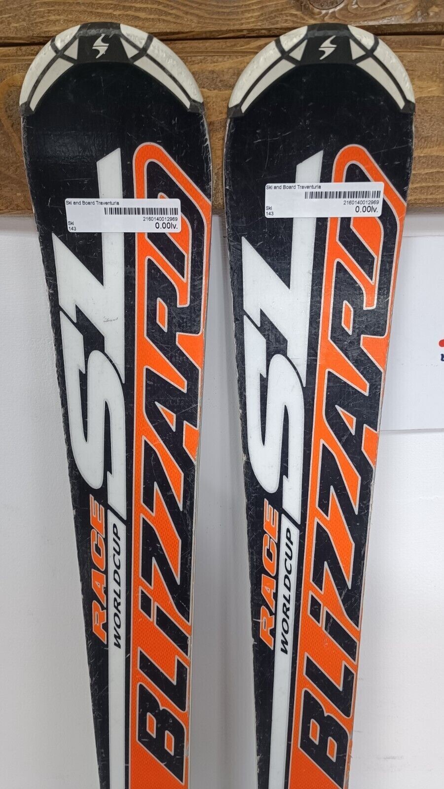 Blizzard Race World Cup SL 143 cm Ski + Tyrolia 9 Bindings Winter Fun Adventure