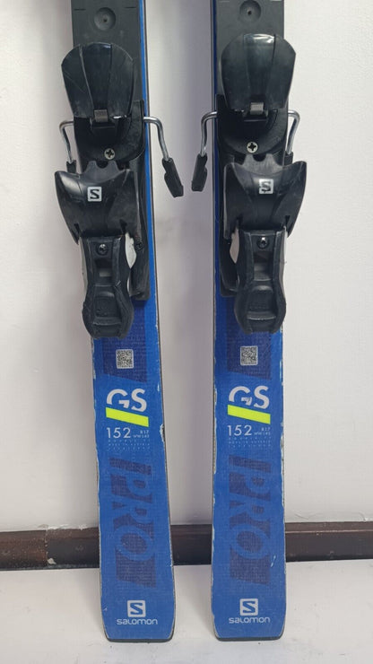 Salomon S/Race GS 152cm Ski + Salomon 10 Bindungen Winter Adventure Winter
