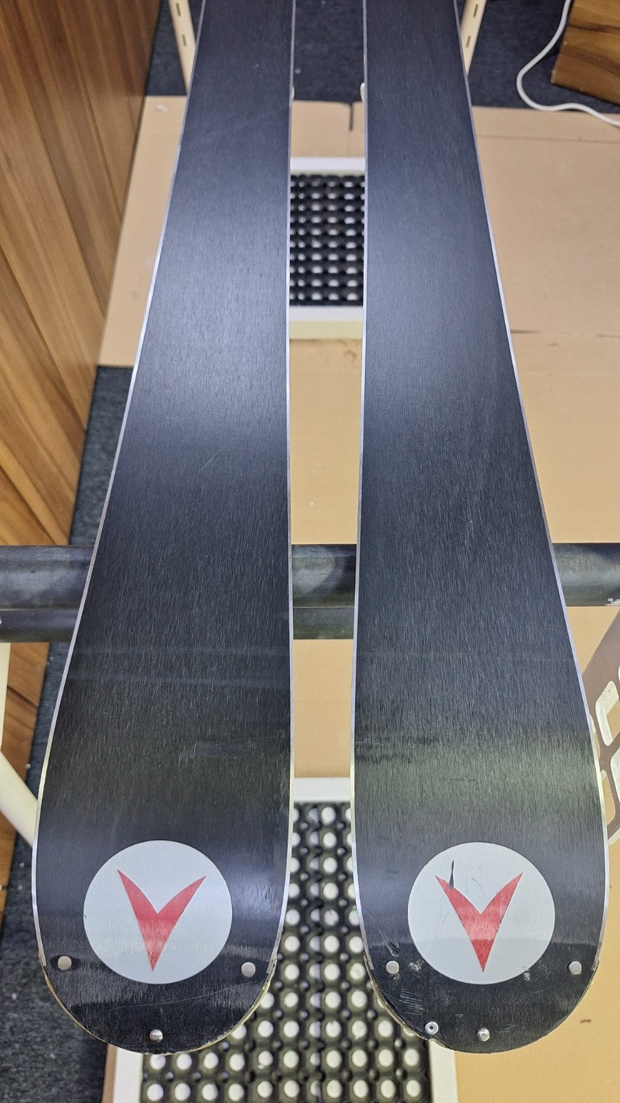 Dynastar Exclusive 153cm Ski + Rossignol 10 Bindings Fun Snow Winter Sport