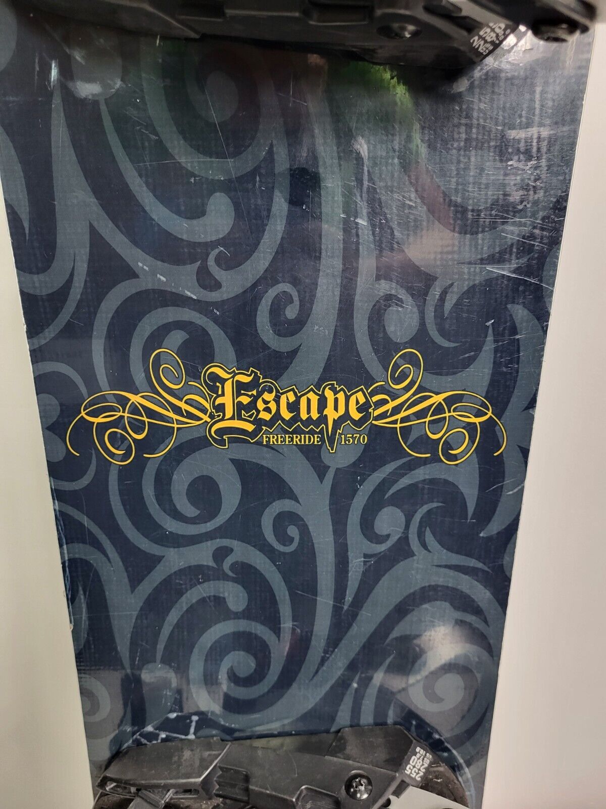 Snowboard Matrix Escape 157 cm 2020 + fixations HEAD M Hiver Neige Aventure Loisirs