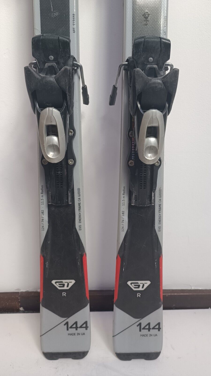 Nordica GT R EVO 144cm Ski + Elan ESR 10  Bindings Winter Fun Snow Sport