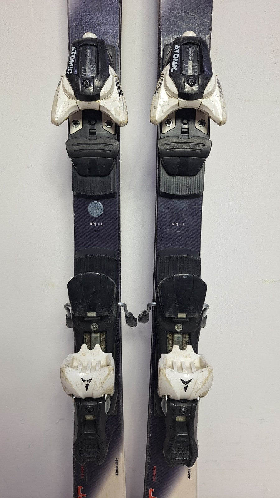 Atomic Redster SL 145 cm Skis + Atomic 10 Bindings Winter Fun Snow