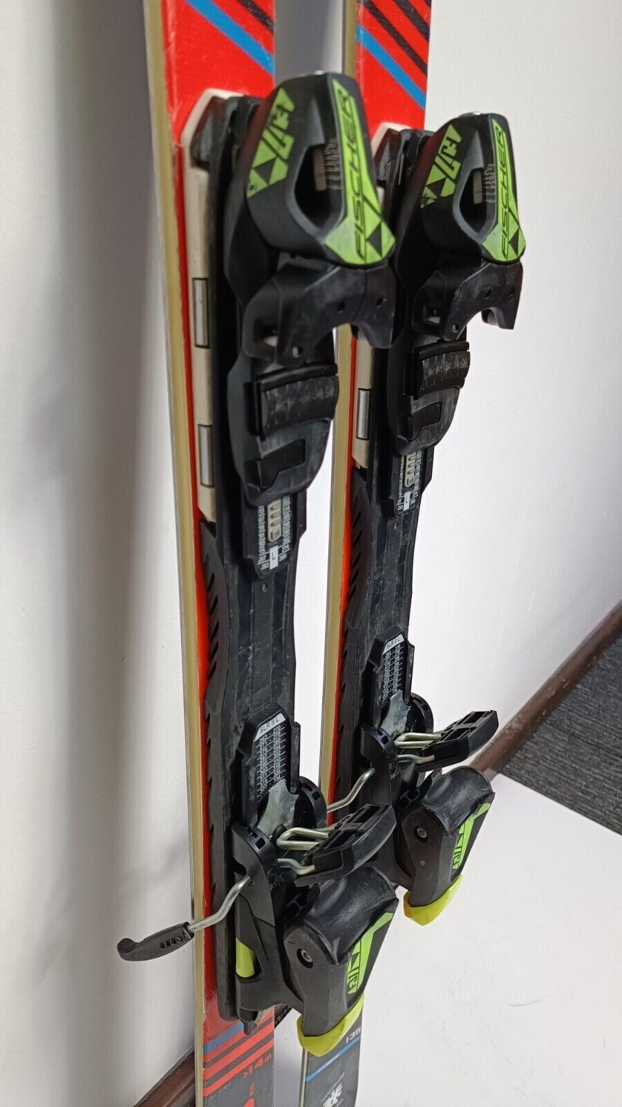 Ski Blizzard GS FIS 135 cm + fixations Fischer 7.5, sports d’hiver et neige