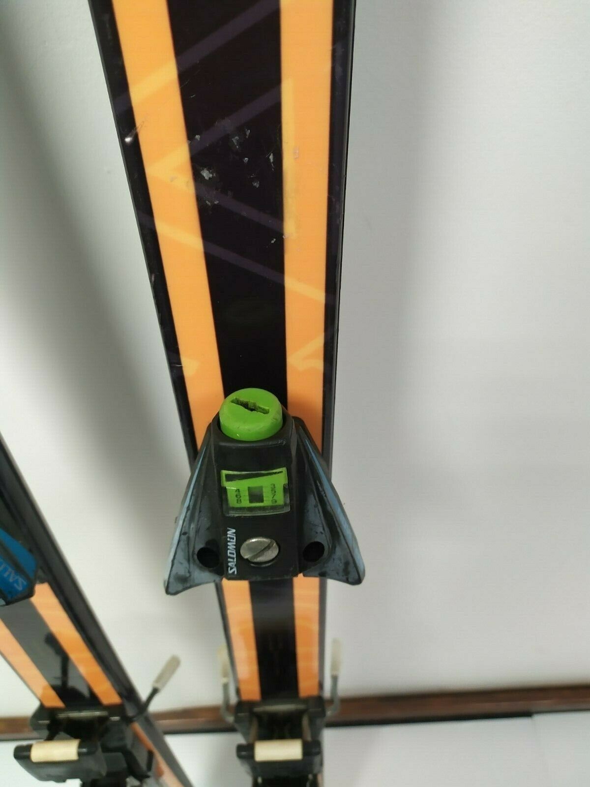 Nidus Pro Carve 157 cm Ski + Salomon Quadrax S 9.0 Bindings Outdoor Sport Winter