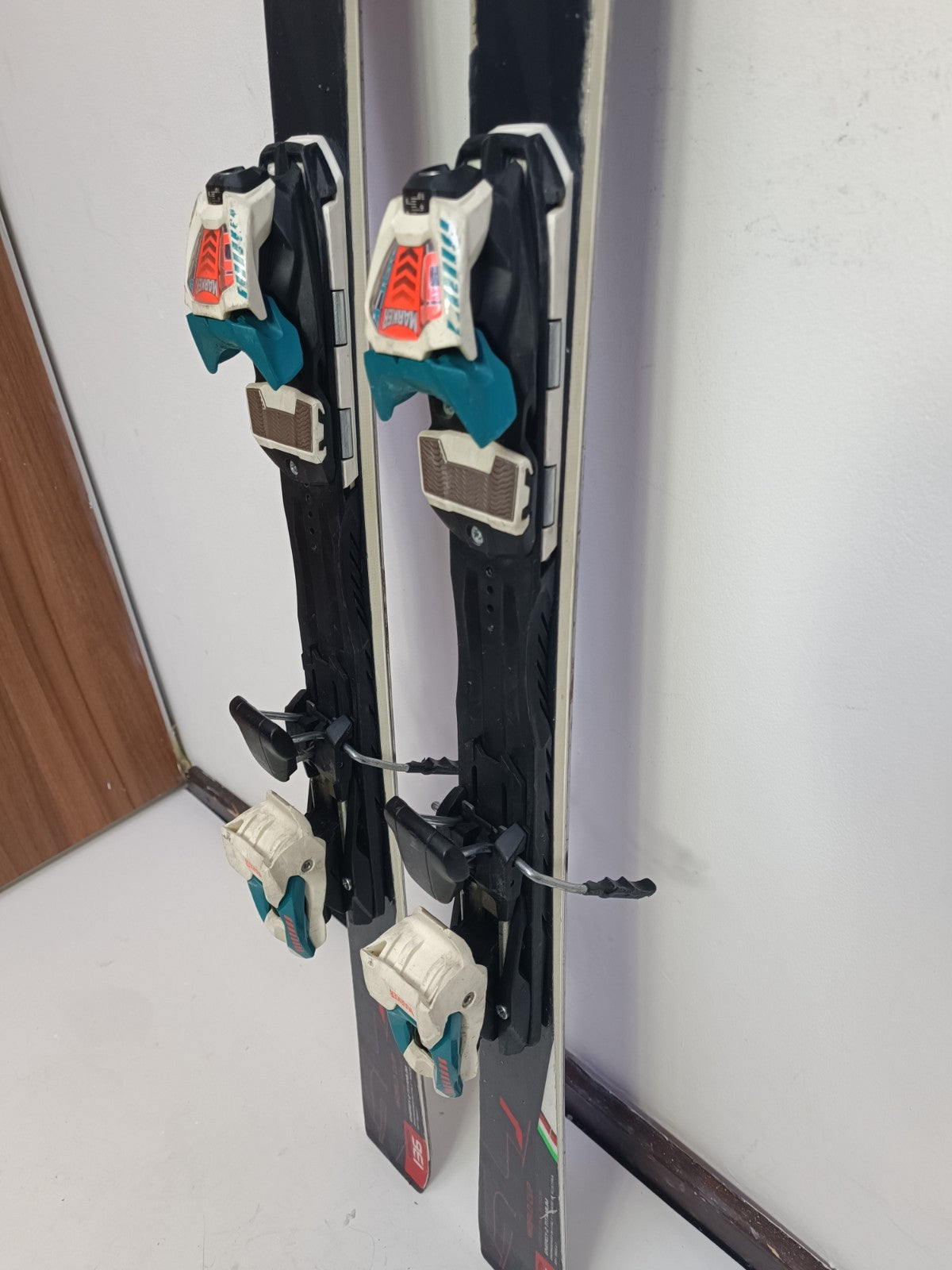 Nordica Dobermann WC SL J 136 cm Ski + fixations Marker 10 Sport et plaisir hivernal
