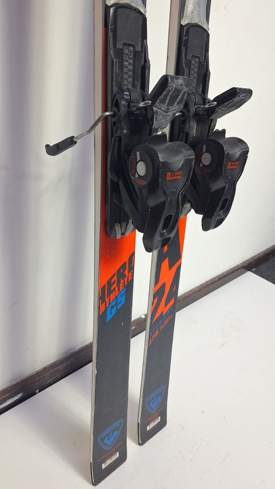 Rossignol Hero Athlete GS 175 cm Ski + Look 11 Bindungen Winterspaß Schneesport