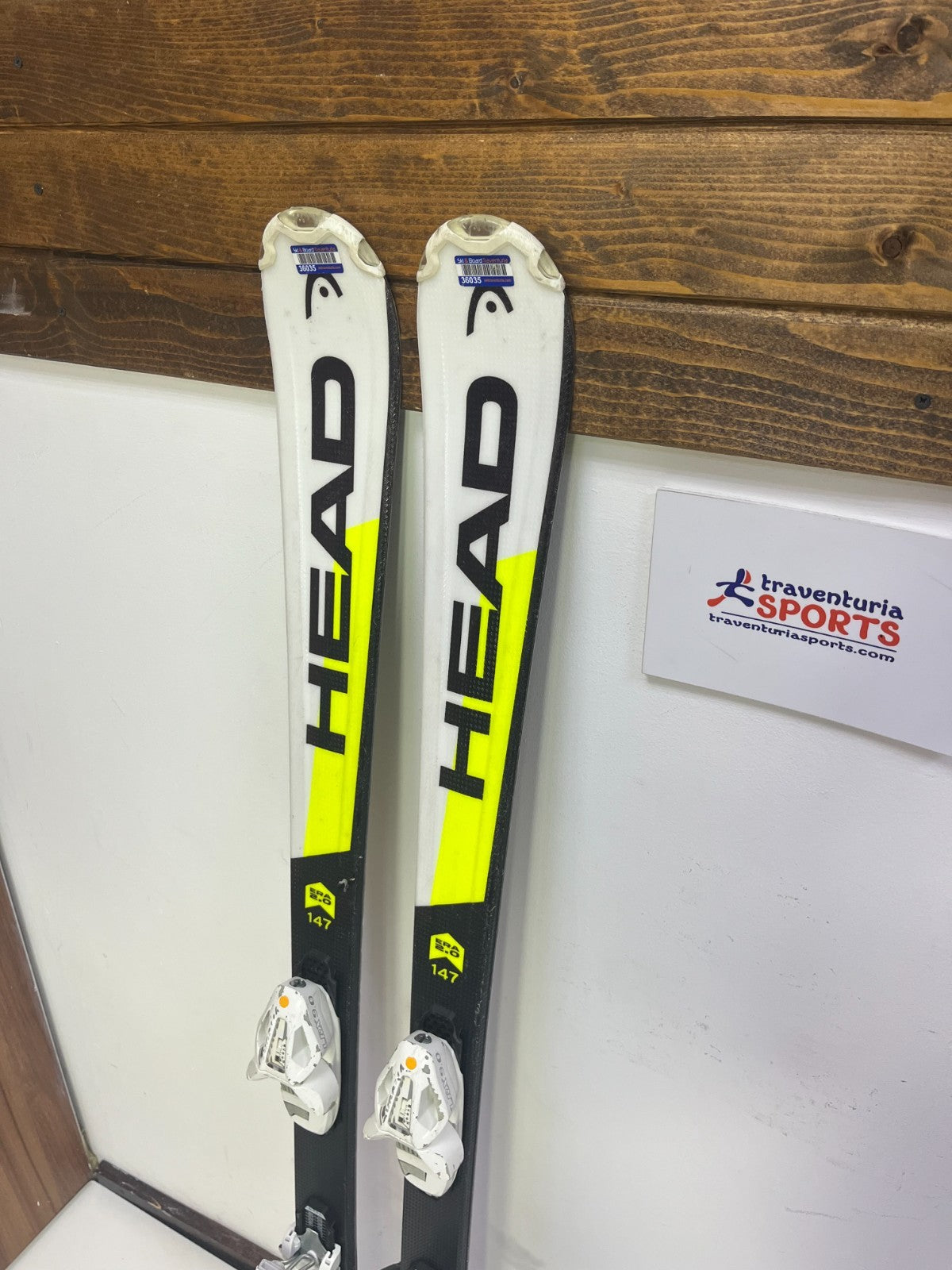 Ski HEAD SupershapeTeam R SLR2 147cm + fixations Tyrolia LRX 9, sports d’hiver et plaisir