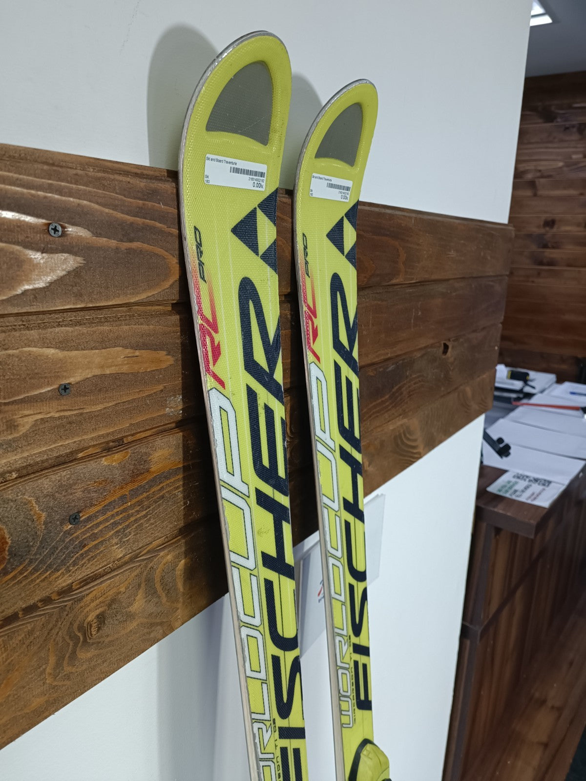 Fischer RC4 Weltcup 180 cm Ski + Fischer 12 Bindungen Wintersport Schnee
