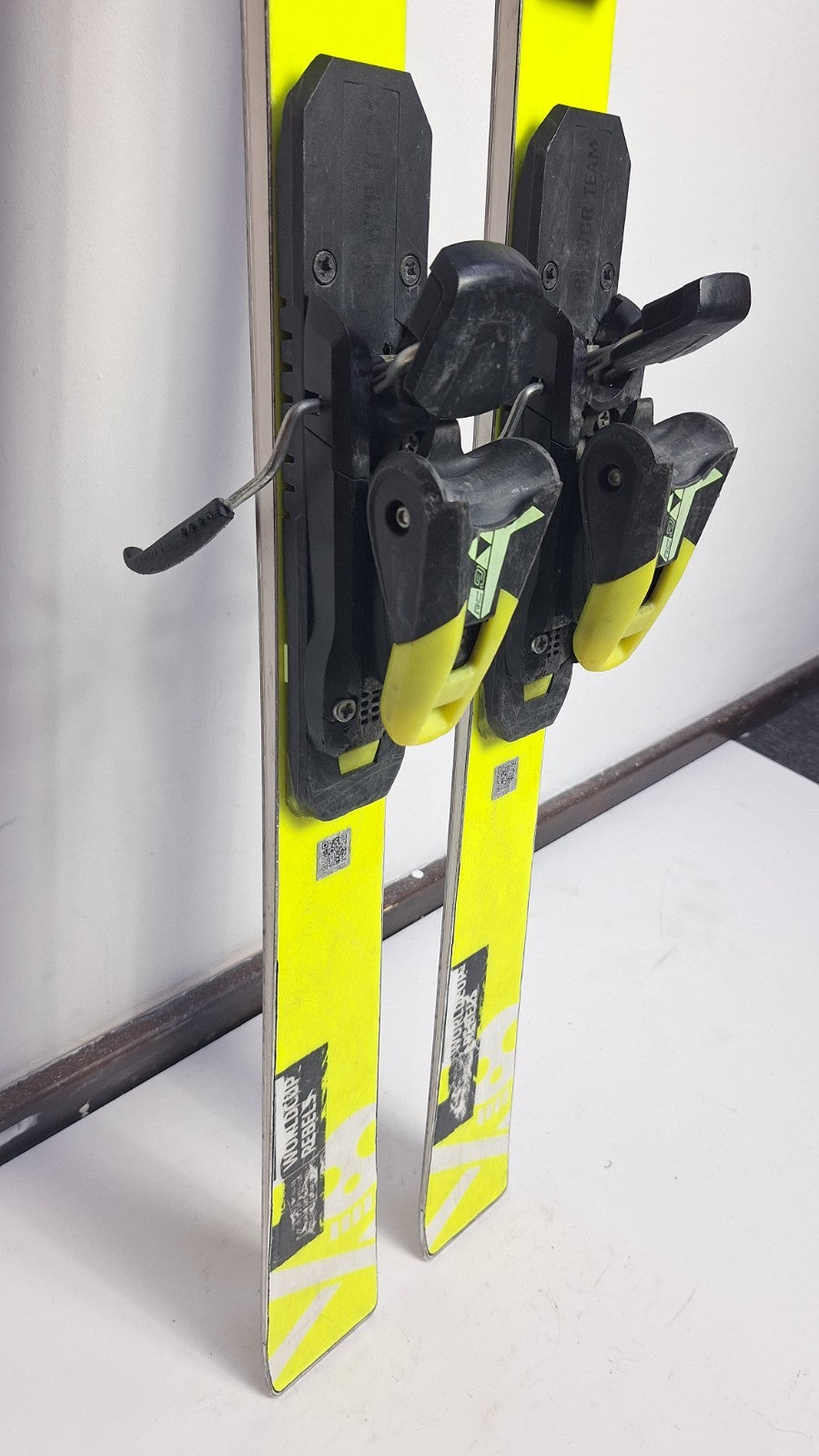 HEAD WC Rebels i.GS RD Team 153 cm Ski + Fischer RC9 Bindungen Wintersport
