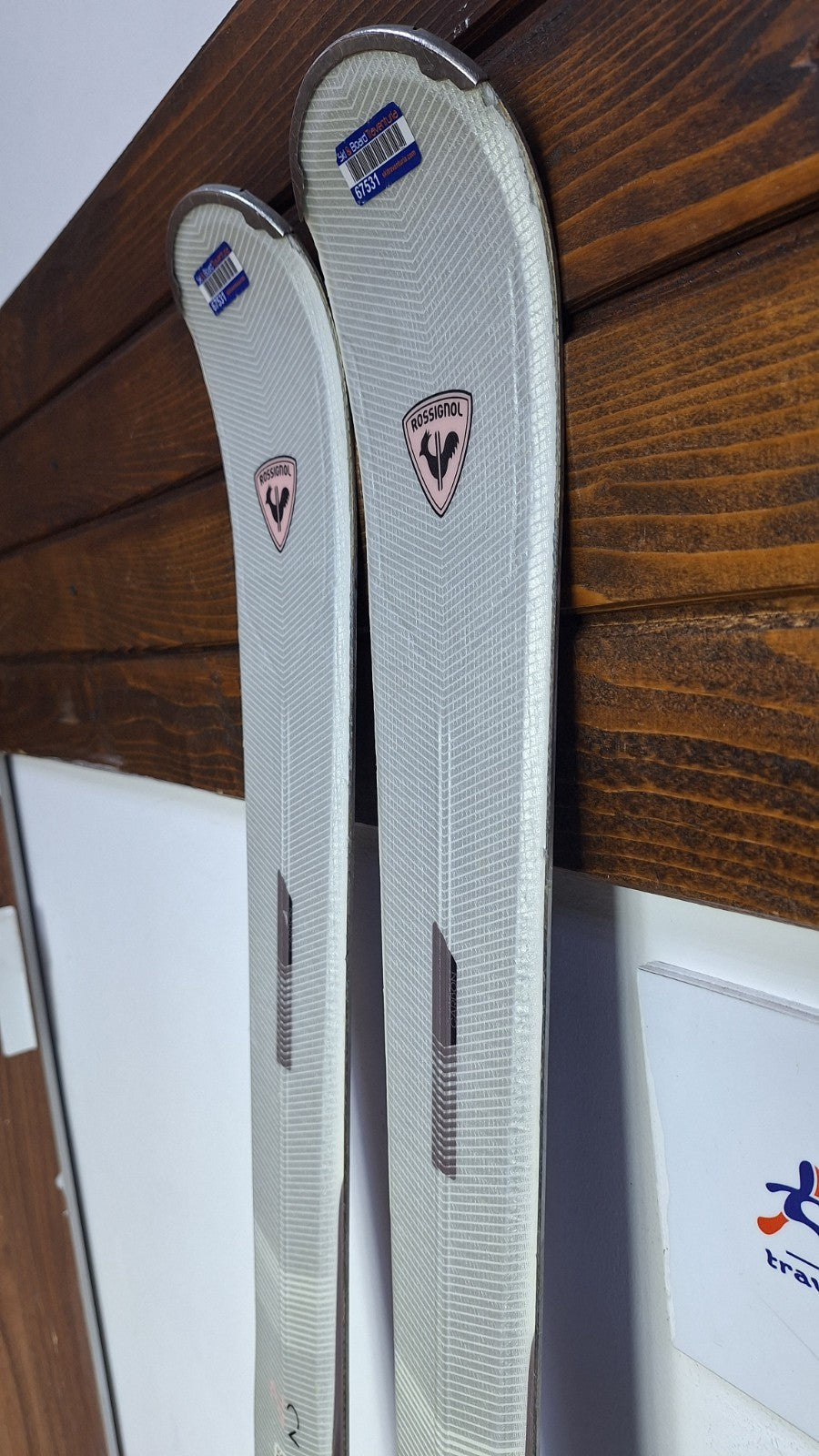 Rossignol Nova 2 160 cm Ski + Tyrolia 10  Bindings Winter Fun Snow Sports