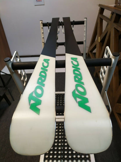 Nordica Dobermann GS J 156 cm Ski + Marker 10 Bindungen Winterspaß Schnee