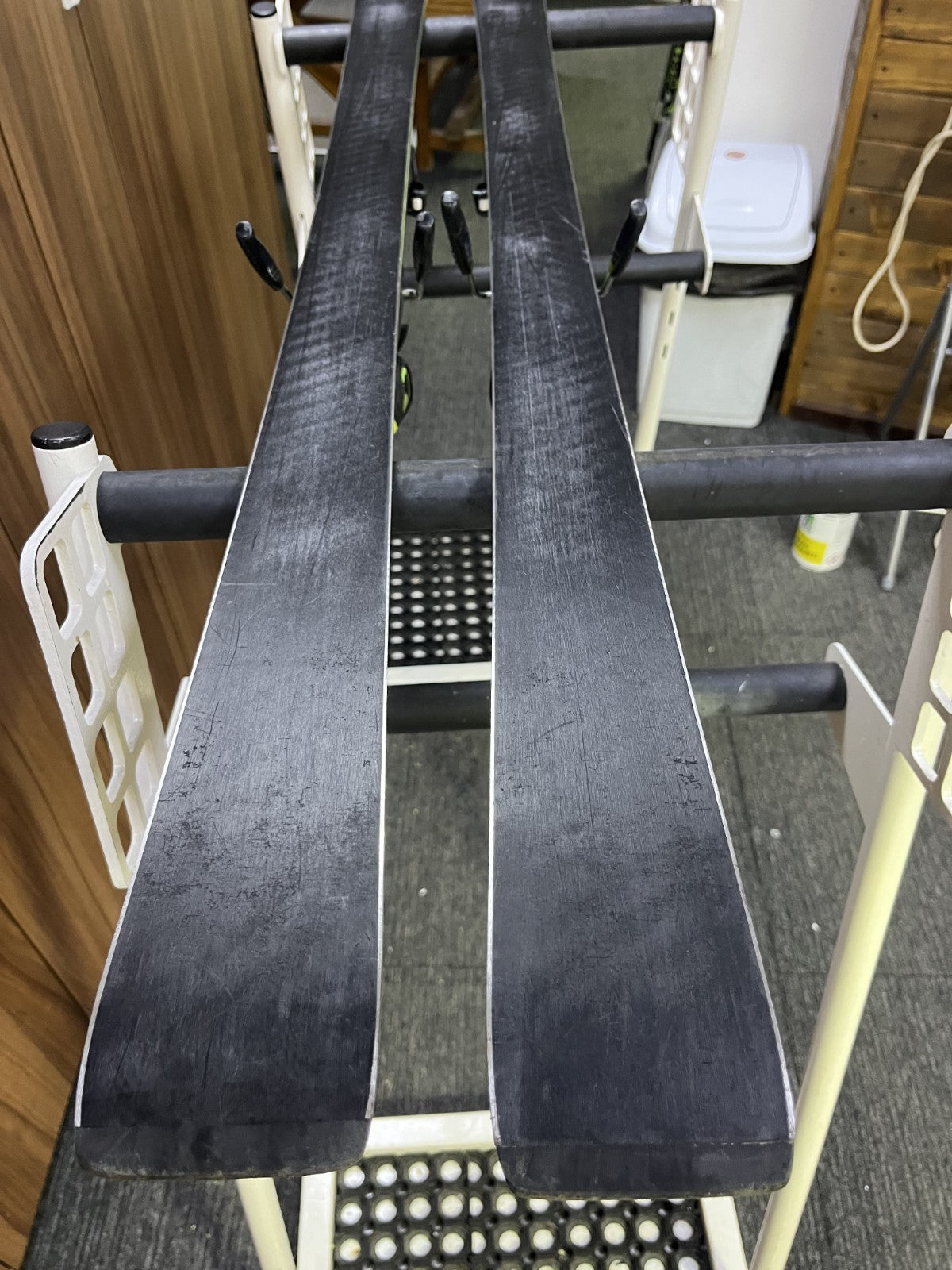 Fischer RC4 GS 153 cm Ski + Fischer 9 Bindungen Wintersport