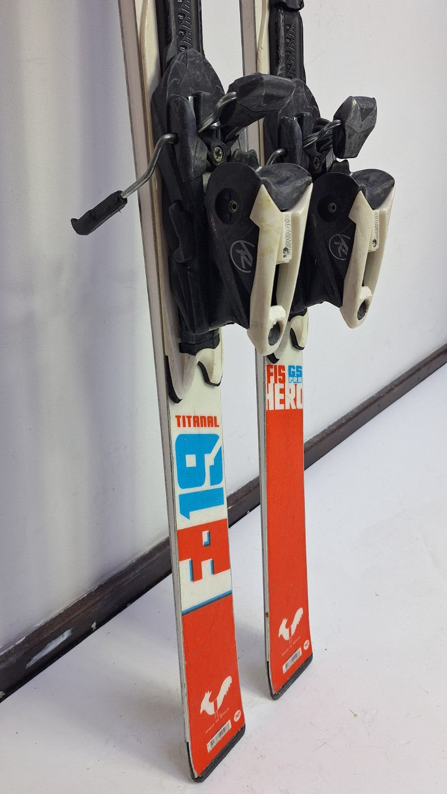 Ski Rossignol Hero FIS GS  165 cm + fixations Rossignol 10 Plaisir hivernal Neige Sport