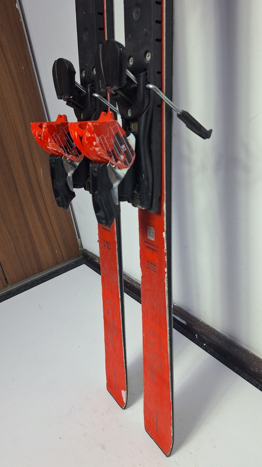 Atomic Redster G9 166 cm Ski + Atomic 10 Bindungen Winter Fun Sport
