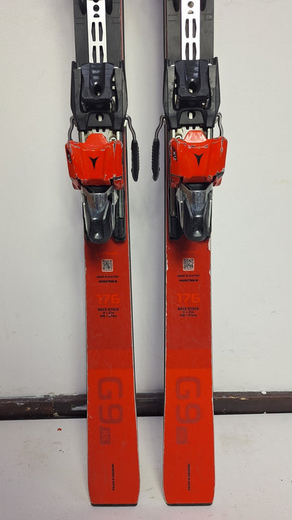 Atomic Redster G9 RS 176 cm Ski + Atomic 12 Bindings  Winter Sport Fun