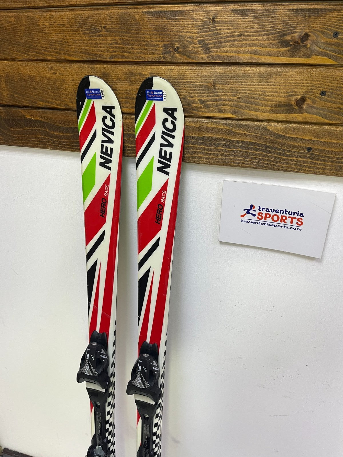 Nevica Hero Race 150cm Ski + Tyrolia LRX 7.5  Bindings Adventure Winter Sport