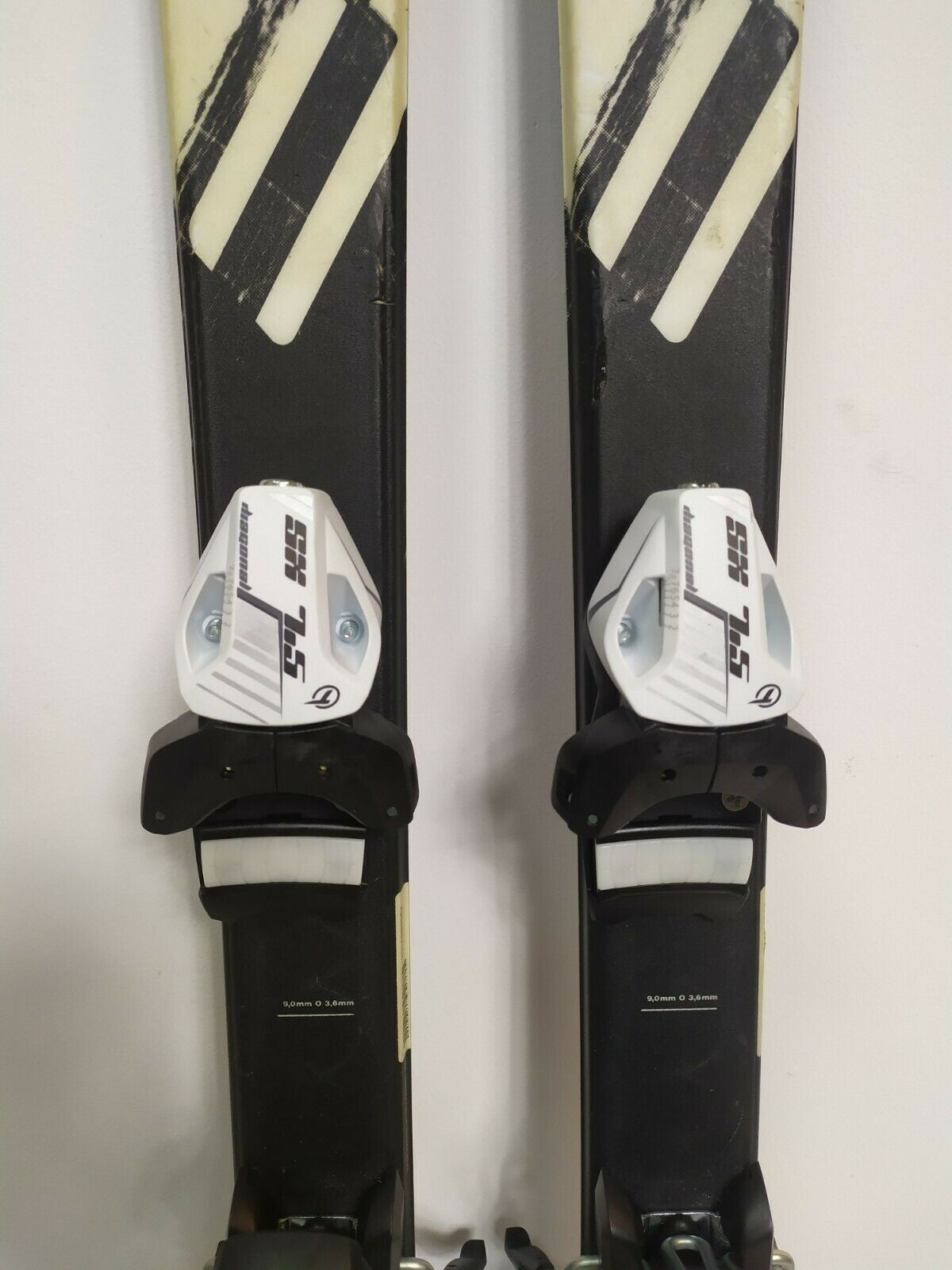 Elan Exar Pro 140 cm Ski + NEW Tyrolia 7.5 Bindings Sport Snow Winter Fun
