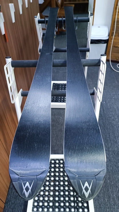 Völkl V3 177cm Ski + Rossignol 10 Bindungen Wintersport