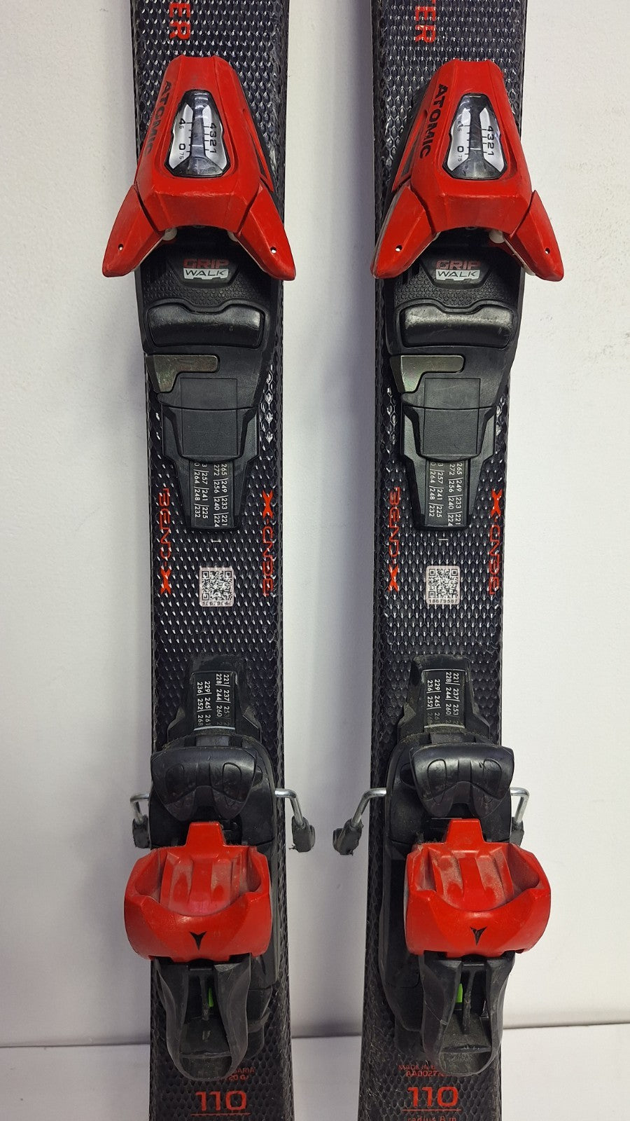 Atomic Redster J2 110 cm Ski + Atomic 4.5 Bindungen Wintersport Schneespaß