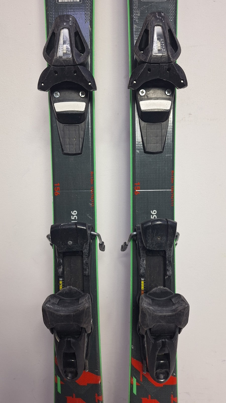 Rossignol REACT RTX Fiber 156cm  Ski + Elan 10 Bindings Winter Sport Fun