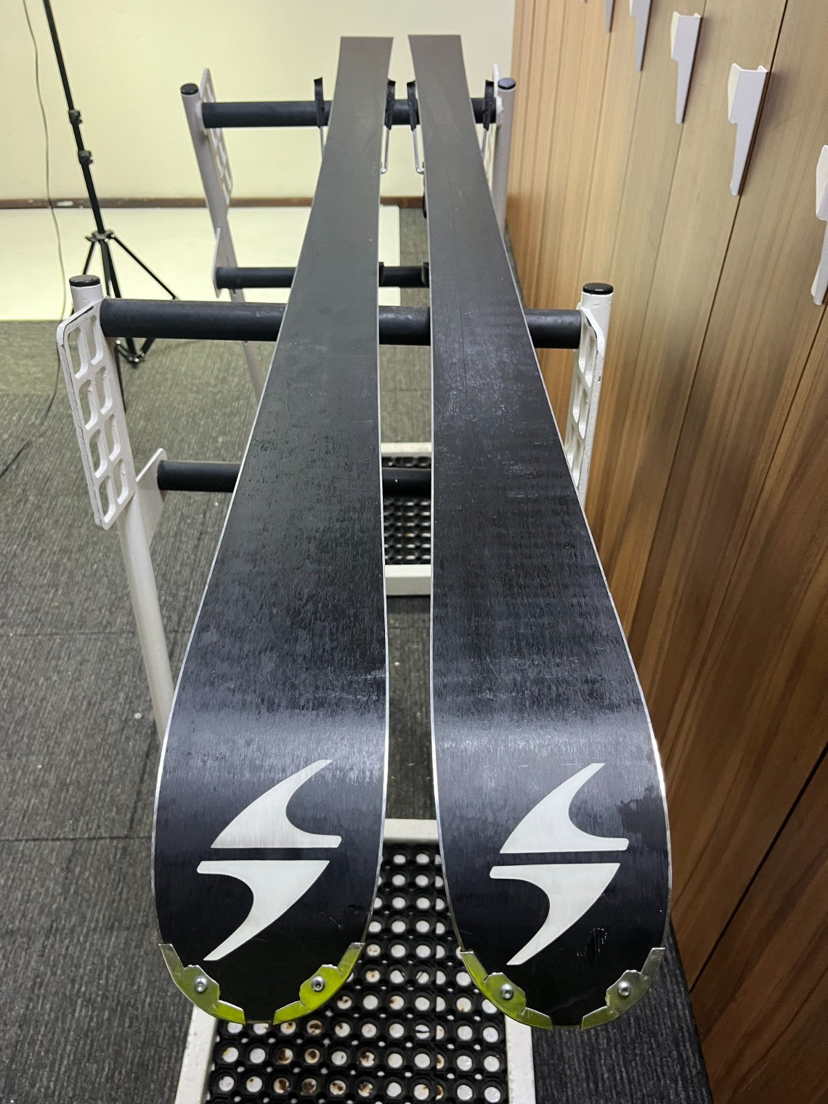 Blizzard Ultralight RT 167 cm Ski + Elan ESP 10 Bindings Winter Sport Fun