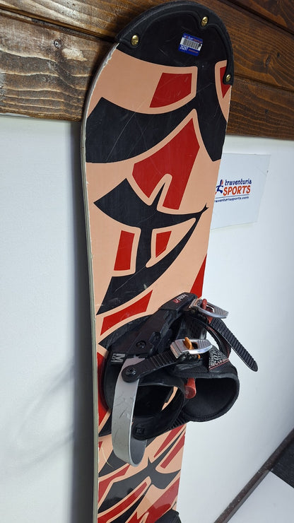 Snowboard Heli Kamikaze 147 cm + fixations HEAD Rental M Hiver Neige Aventure
