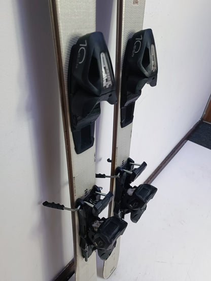Sci Rossignol Nova2 144 cm + attacchi Elan ESR10 Divertimento invernale Sport sulla neve