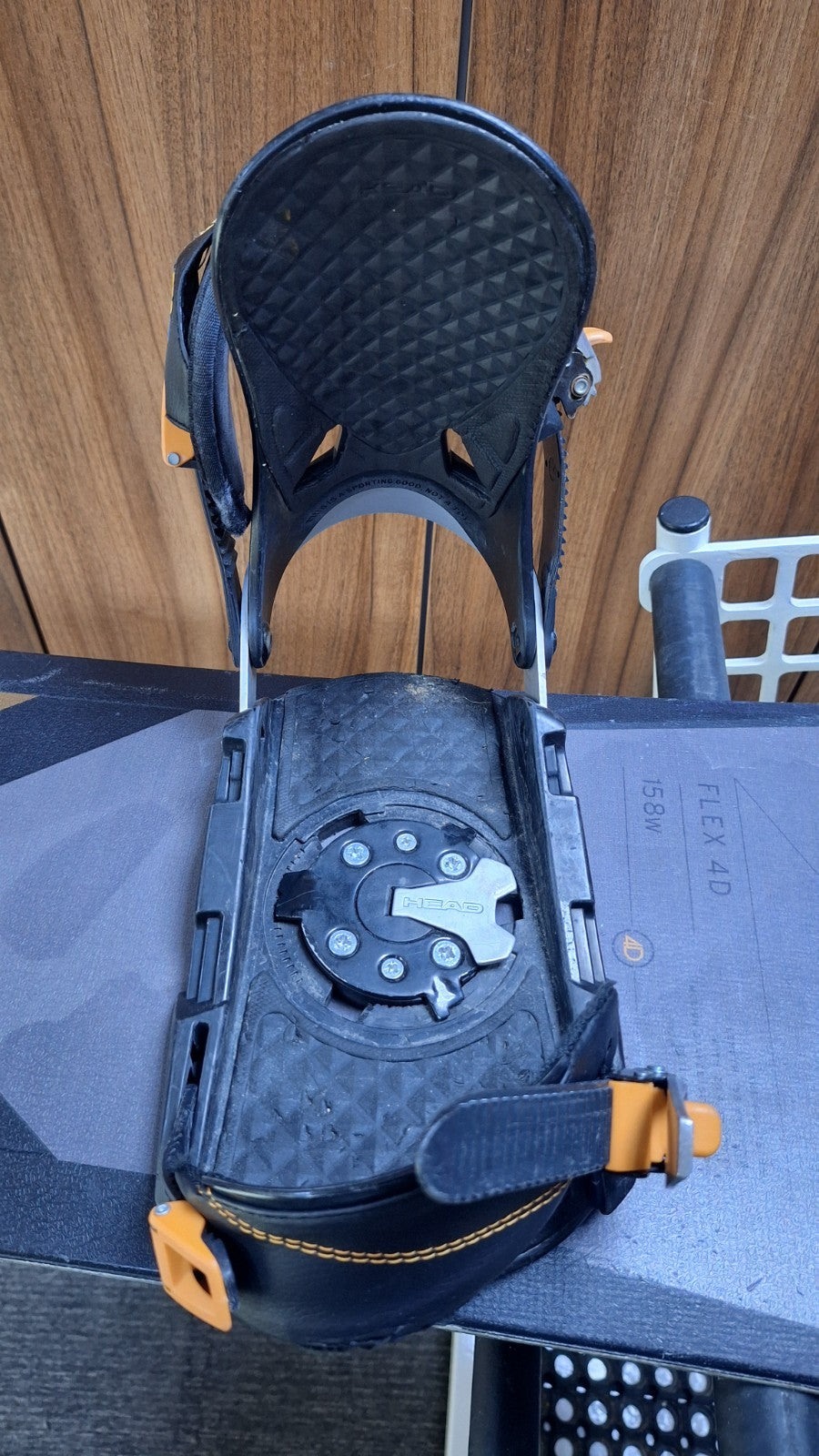 Snowboard HEAD Flex 4D 158W cm + fixations HEAD Rental L Neige d’hiver Aventure