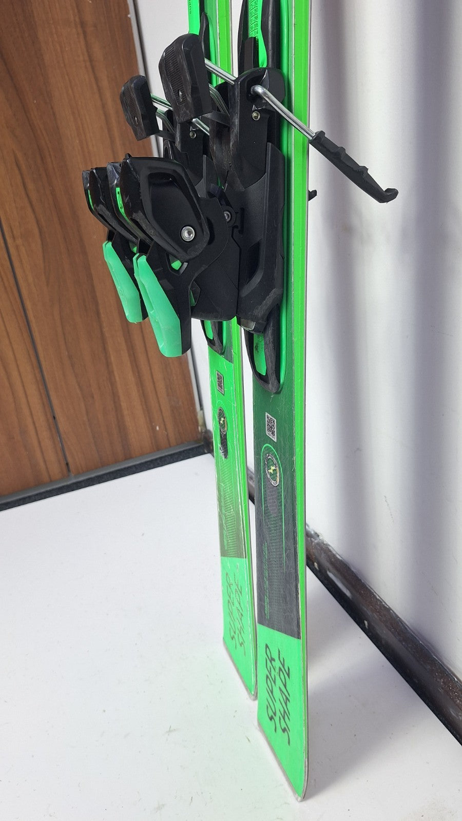HEAD Supershape e-Magnum  170cm Ski + Head PRD 12  Bindings Winter Sport