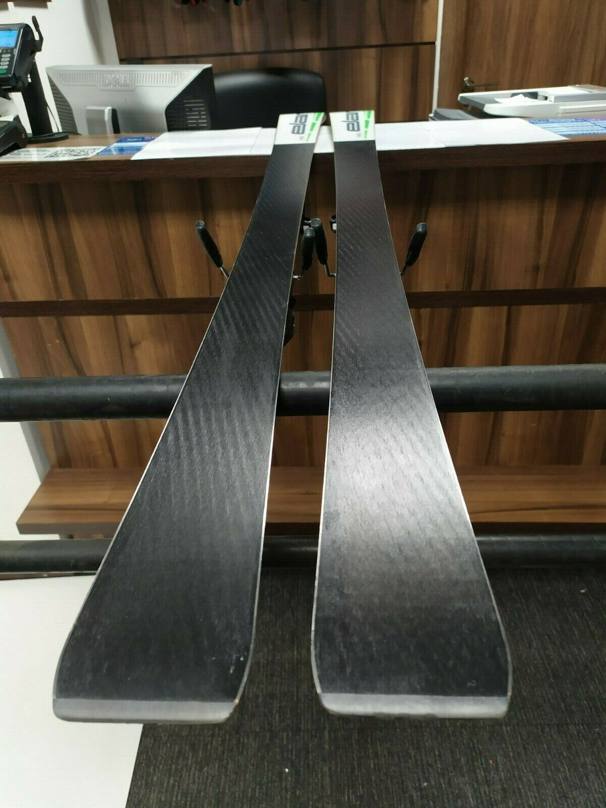 Ski Elan Race RCG 142 cm + fixations Elan EL 7.5 Sport d'hiver Plaisir dans la neige