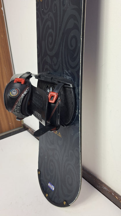 Matrix Escape 158 cm Snowboard + Head Size M Bindings Adventure Sport