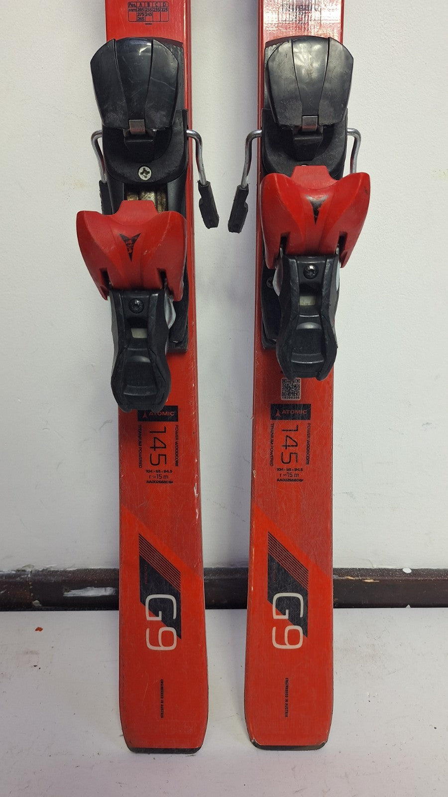 Atomic Redster G9 145 cm Ski + Atomic 7.5 Bindings Winter Sport Outdoor