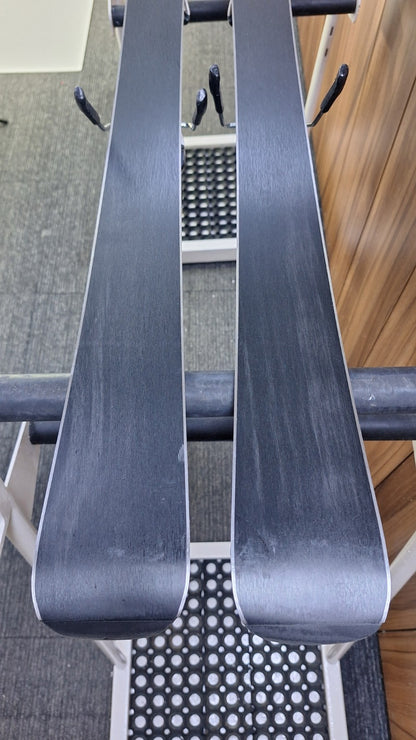 Rossignol Radical 130 cm Ski + Rossignol 7 Bindungen Wintersport Schnee