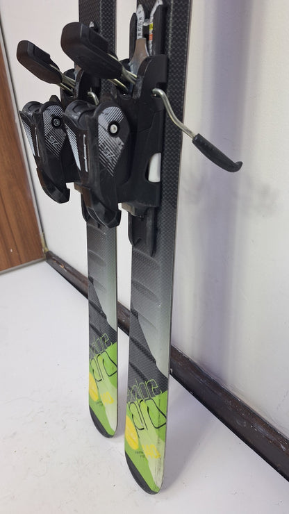 Elan Explore Pro 140 Ski + Elan EL 7.5 Bindungen Sport Schnee Winter Spaß Abenteuer