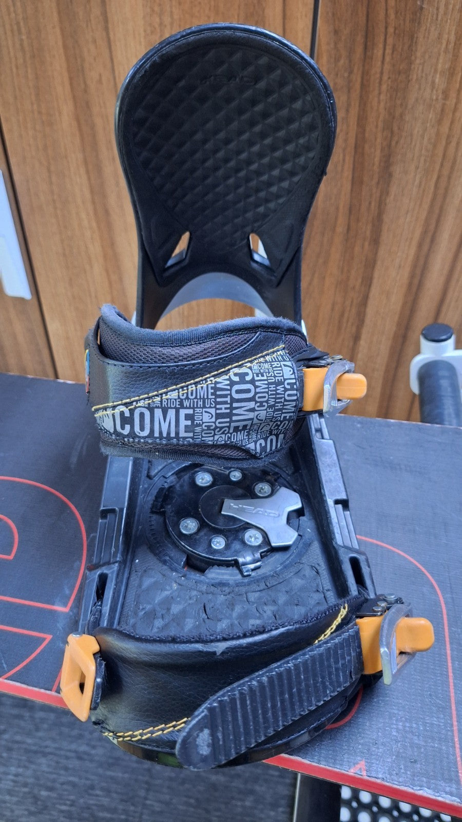 Snowboard Elan Explore C 150 cm + Attacchi HEAD Rental Taglia L Avventura Invernale