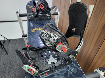 Snowboard Matrix Escape 157 cm 2020 + fixations HEAD M Hiver Neige Aventure Loisirs